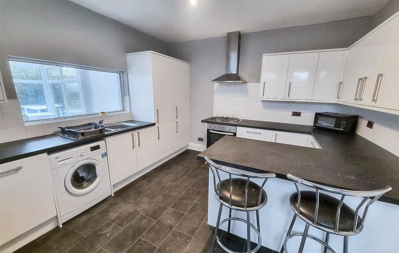 Beechwood Avenue, North Hill, Plymouth - Image 1